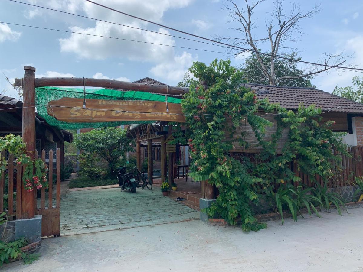 Sam Ong Lang Homestay Дуонг-Донг Экстерьер фото