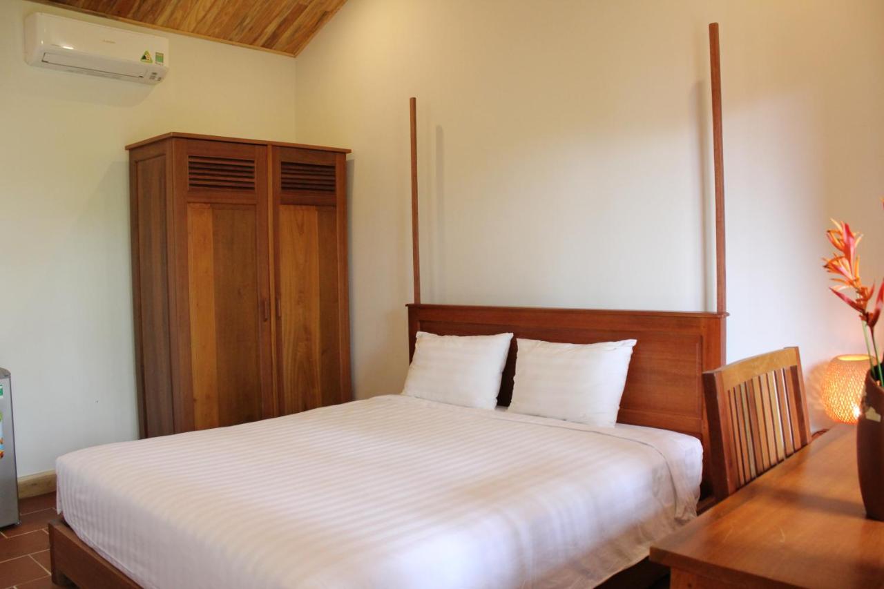 Sam Ong Lang Homestay Дуонг-Донг Экстерьер фото
