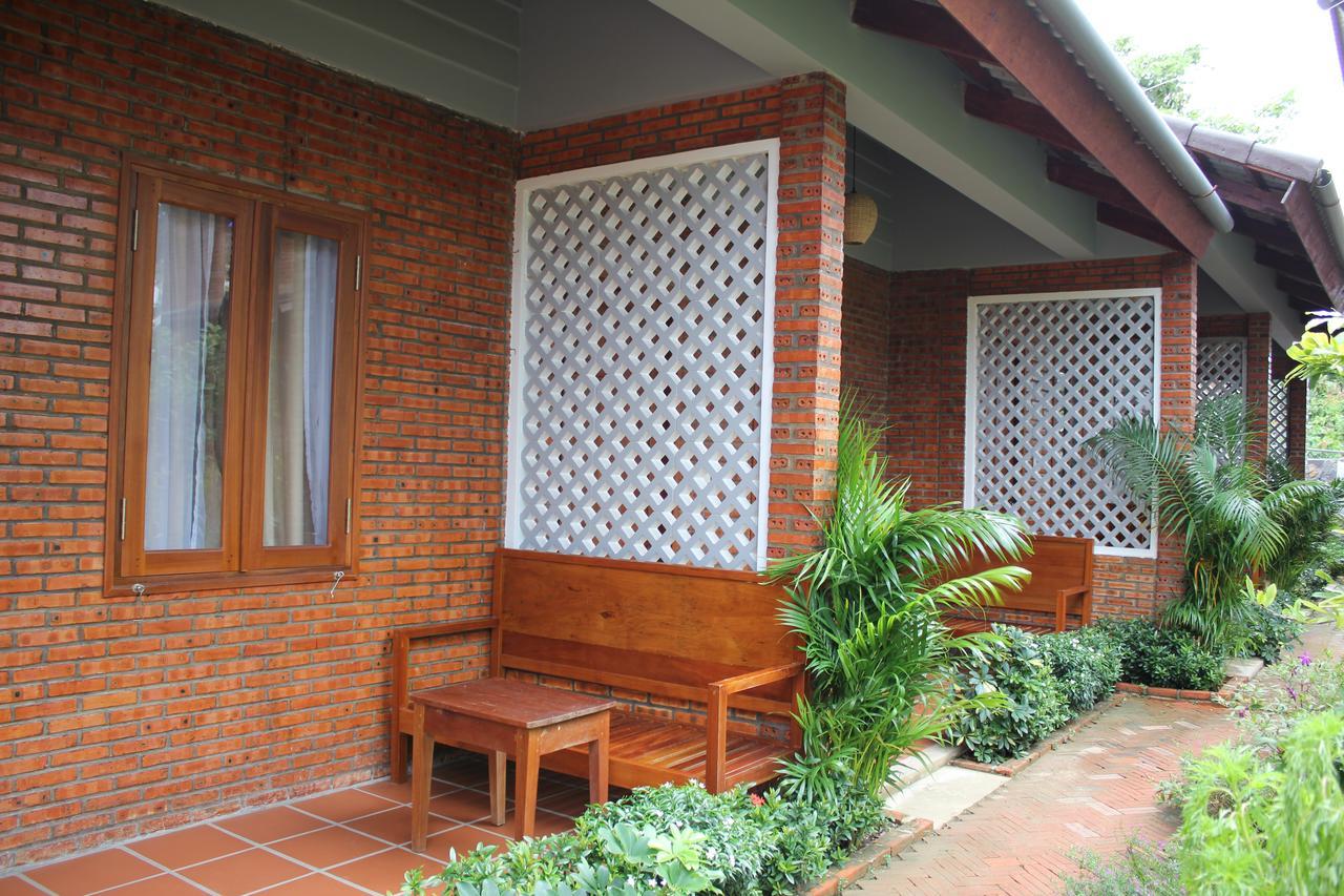 Sam Ong Lang Homestay Дуонг-Донг Экстерьер фото