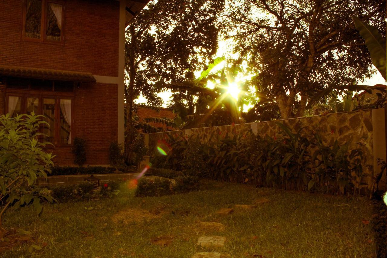 Sam Ong Lang Homestay Дуонг-Донг Экстерьер фото